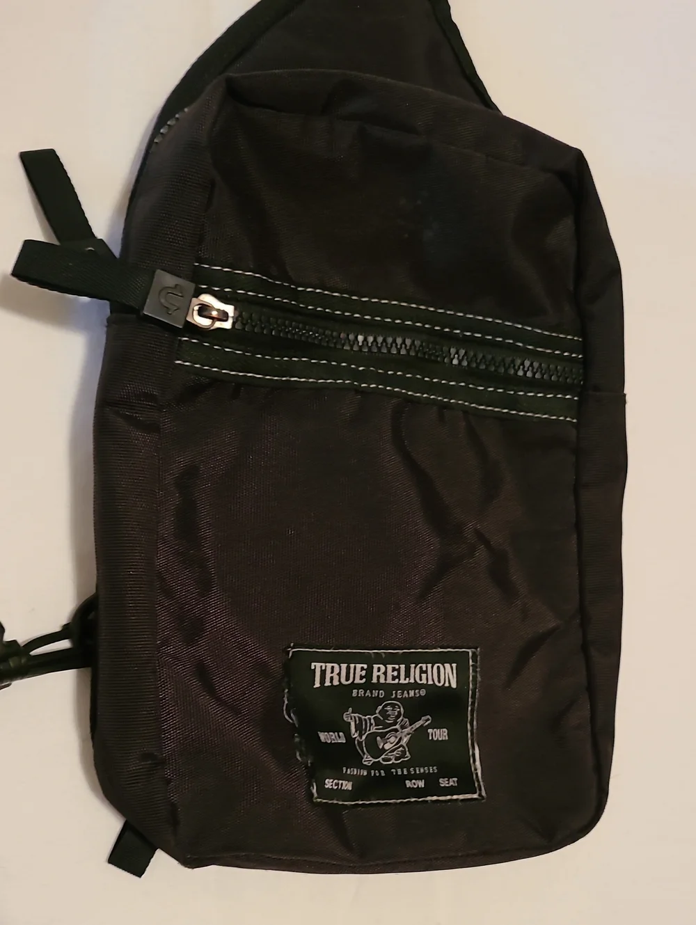 True Religion Sling Crossbody Shoulder Bag Adjustable Strap Belt Bag. Black